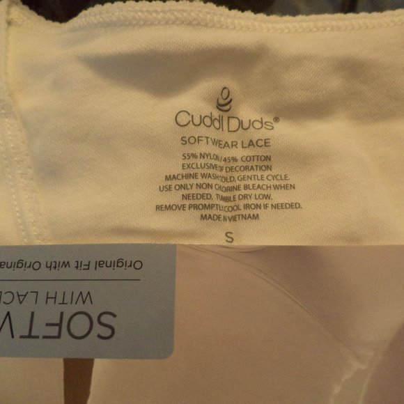CUDDL DUDS Warm Layers SoftWear Lace Edge~White~Long Sleeves V-Neck ~ Small NWT - Picture 6 of 6